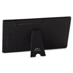 Hallmark Awesomeness Runs In Our Family Ceramic Picture Frame, 4x6 3 Hallmark Awesomeness Runs In Our Family Ceramic Picture Frame, 4x6 -Gift Wrap Store Awesomeness Runs in Our Family Ceramic Frame 1SNN1062 02