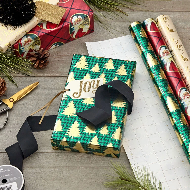 Hallmark Traditional 3-Pack Foil Christmas Wrapping Paper Assortment, 60 Sq. Ft. 3 Hallmark Traditional 3-Pack Foil Christmas Wrapping Paper Assortment, 60 Sq. Ft. - Image 3