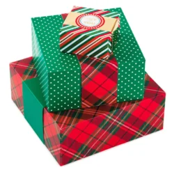 Hallmark Joy To You 3-Pack Christmas Gift Boxes, Assorted Sizes And Designs 11 Hallmark Joy To You 3-Pack Christmas Gift Boxes, Assorted Sizes And Designs -Gift Wrap Store Joy to You Assorted Christmas Gift Boxes 55XBC1128 01