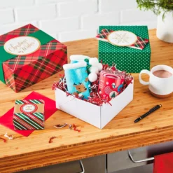 Hallmark Joy To You 3-Pack Christmas Gift Boxes, Assorted Sizes And Designs 10 Hallmark Joy To You 3-Pack Christmas Gift Boxes, Assorted Sizes And Designs -Gift Wrap Store Joy to You Assorted Christmas Gift Boxes 55XBC1128 02